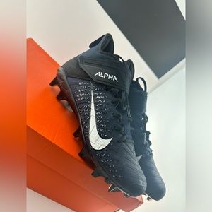 Men’s/Youth Nike Football Cleats - Nike Alpha Menace Pro 2 Mid